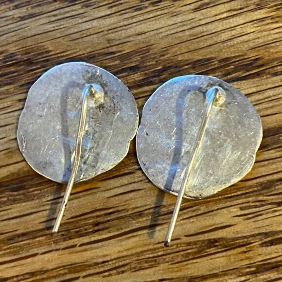 Flower Earrings Silver Pierced Women Flower Handmade Vintage 75" x .75" - Picture 2 of 2